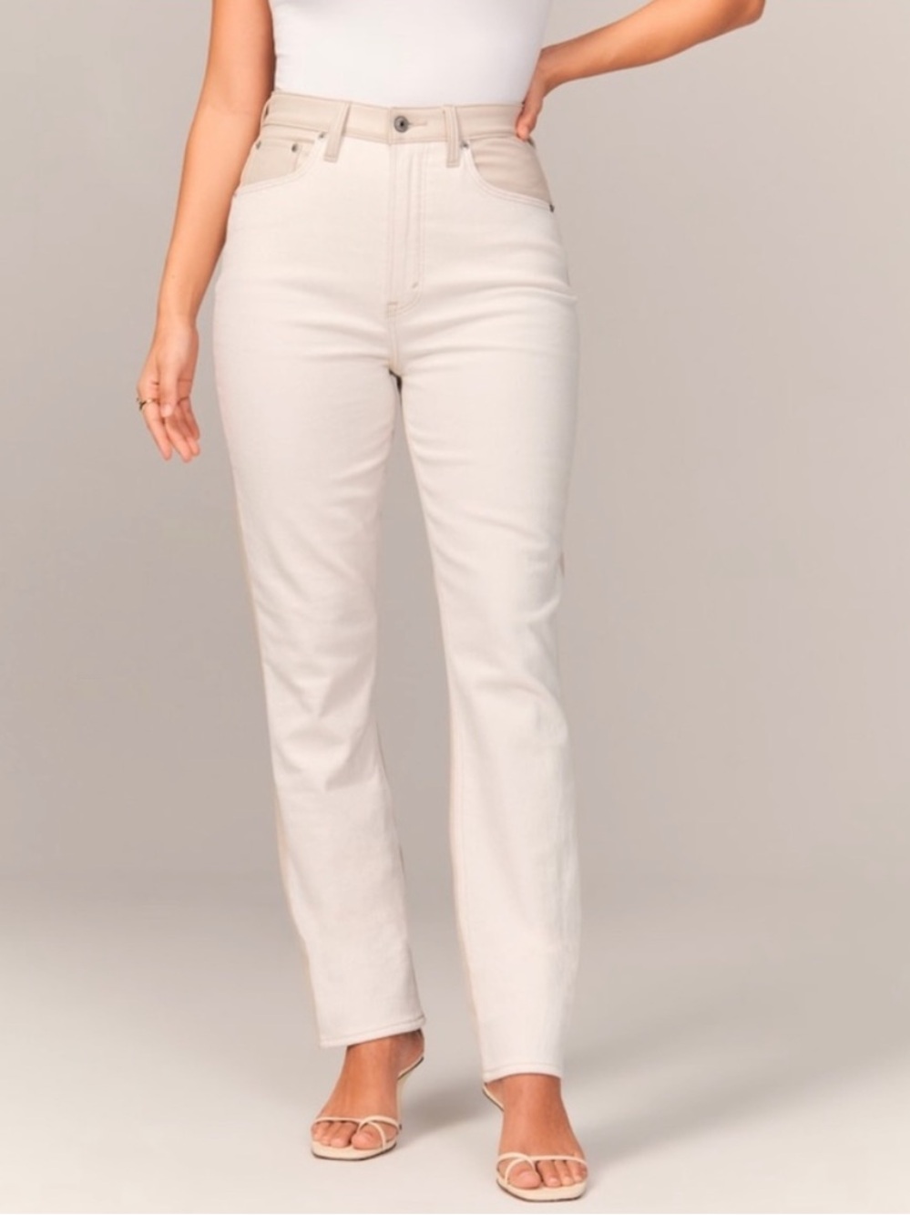 NWT Abercrombie 90’s High-Rise Straight Leg Jeans in Mixed Fabric - Women’s 10R